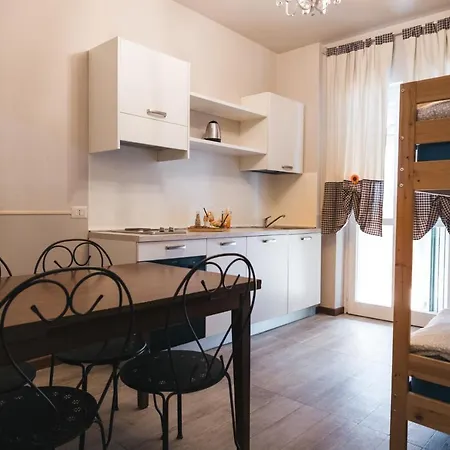 La Casaregina Апарт-отель Вальдиери